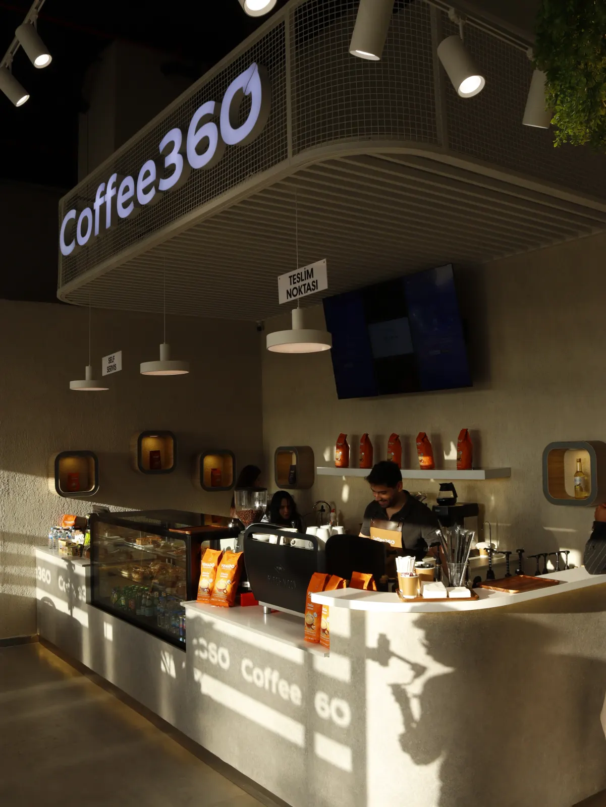 Enerji Dolu Bir Mola : Coffee360 Bayrampaşa  görsel 3