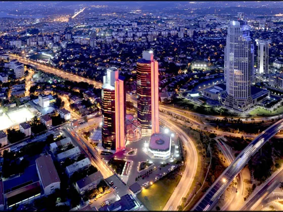 Maslak Plazalar Bölgesinde Aydınlatma Çözümleri: Modern Ofislerin Parlayan Yüzü